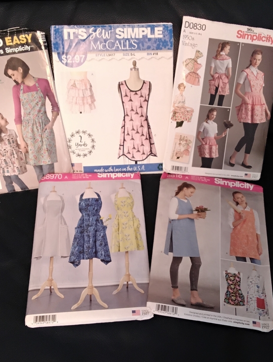 Simplicity Other - 3939 Lot Of 5 Apron Patterns Simplicity New In Package .